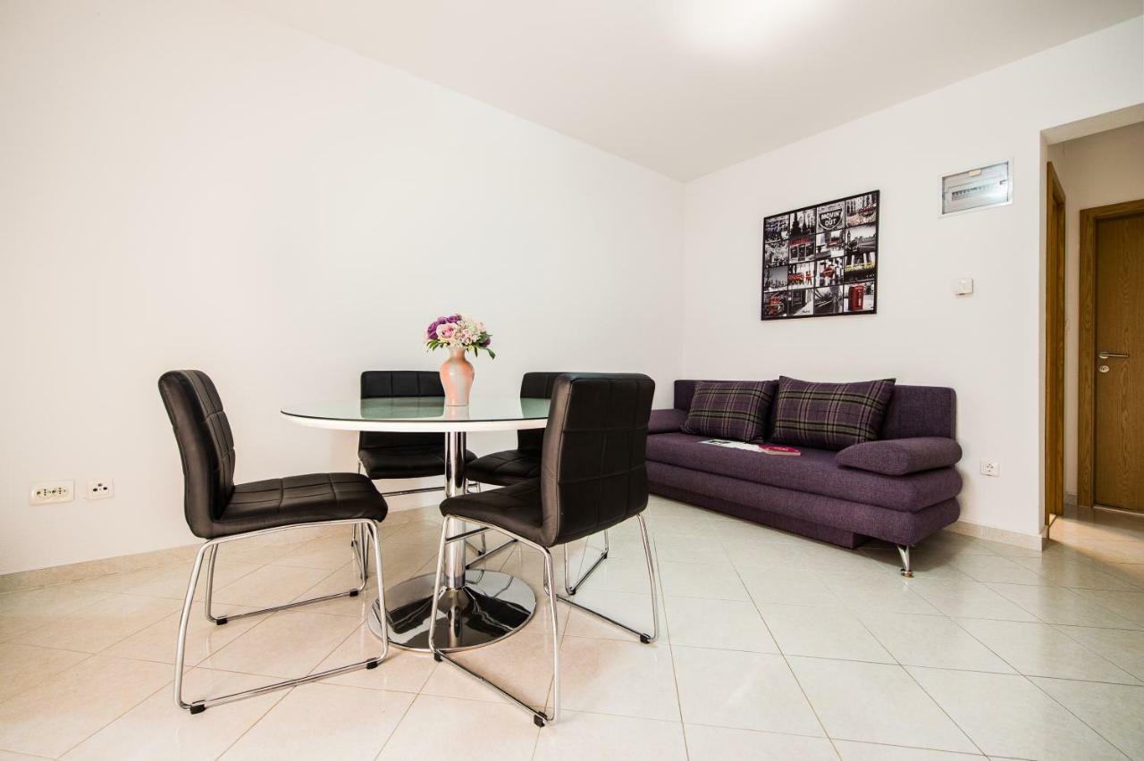 Apartmani Mila Podstrana Buitenkant foto