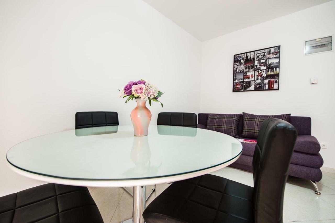 Apartmani Mila Podstrana Buitenkant foto