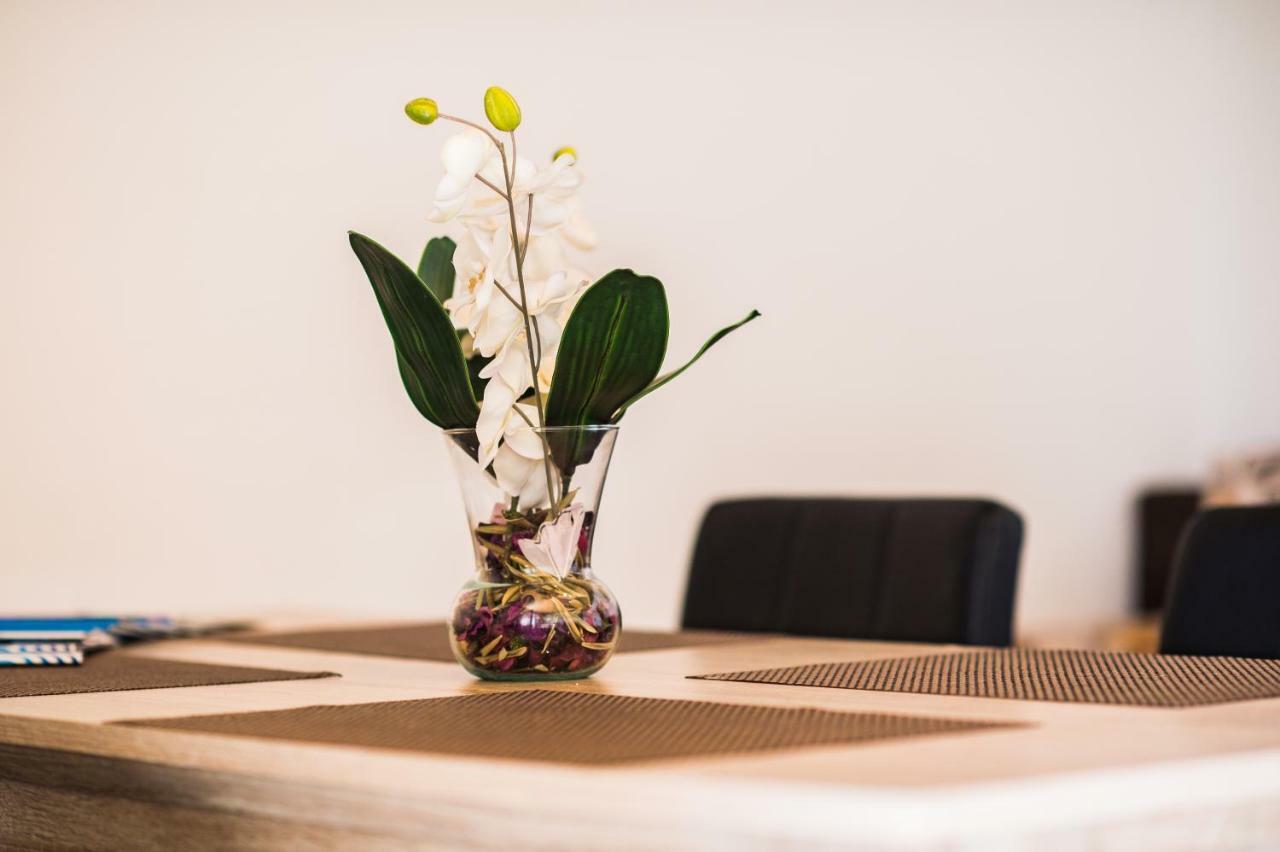 Apartmani Mila Podstrana Buitenkant foto