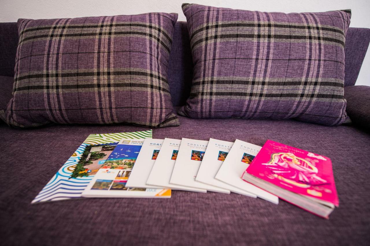 Apartmani Mila Podstrana Buitenkant foto